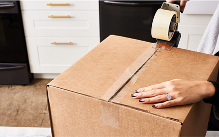 چه مدل چسب برای کارتن پستی مناسب است؟